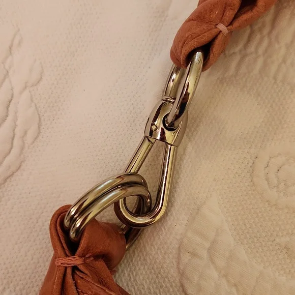 Sabina New York Layered Terracotta Leather Shoulder Bag - Picture 6 of 10